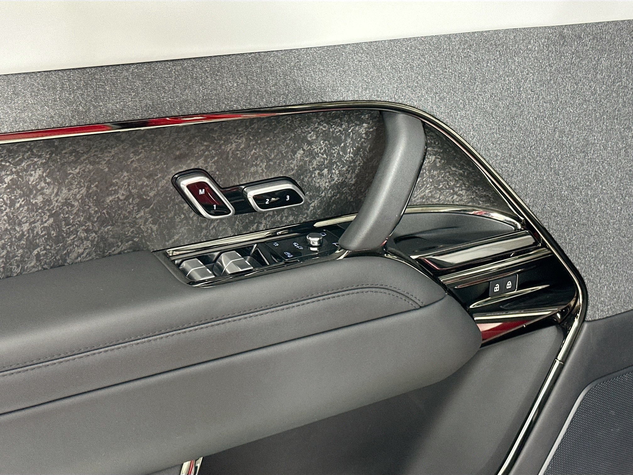 used 2023 Land Rover Range Rover Sport car, priced at $89,999