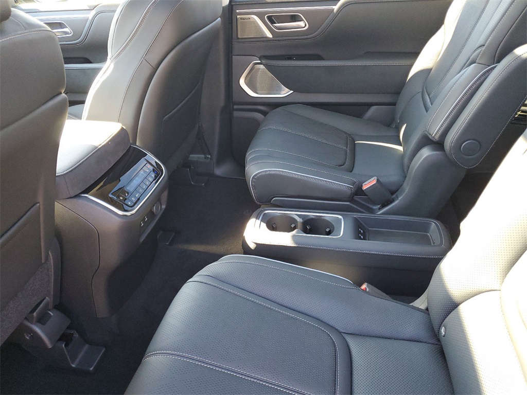 new 2025 INFINITI QX80 car, priced at $96,100