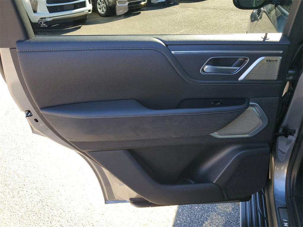 new 2025 INFINITI QX80 car, priced at $96,100