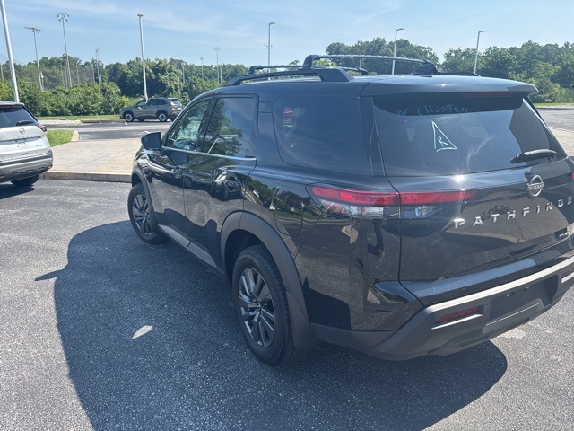 used 2024 Nissan Pathfinder car, priced at $34,978