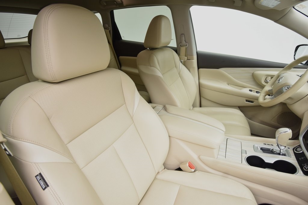 used 2016 Nissan Murano car, priced at $18,000