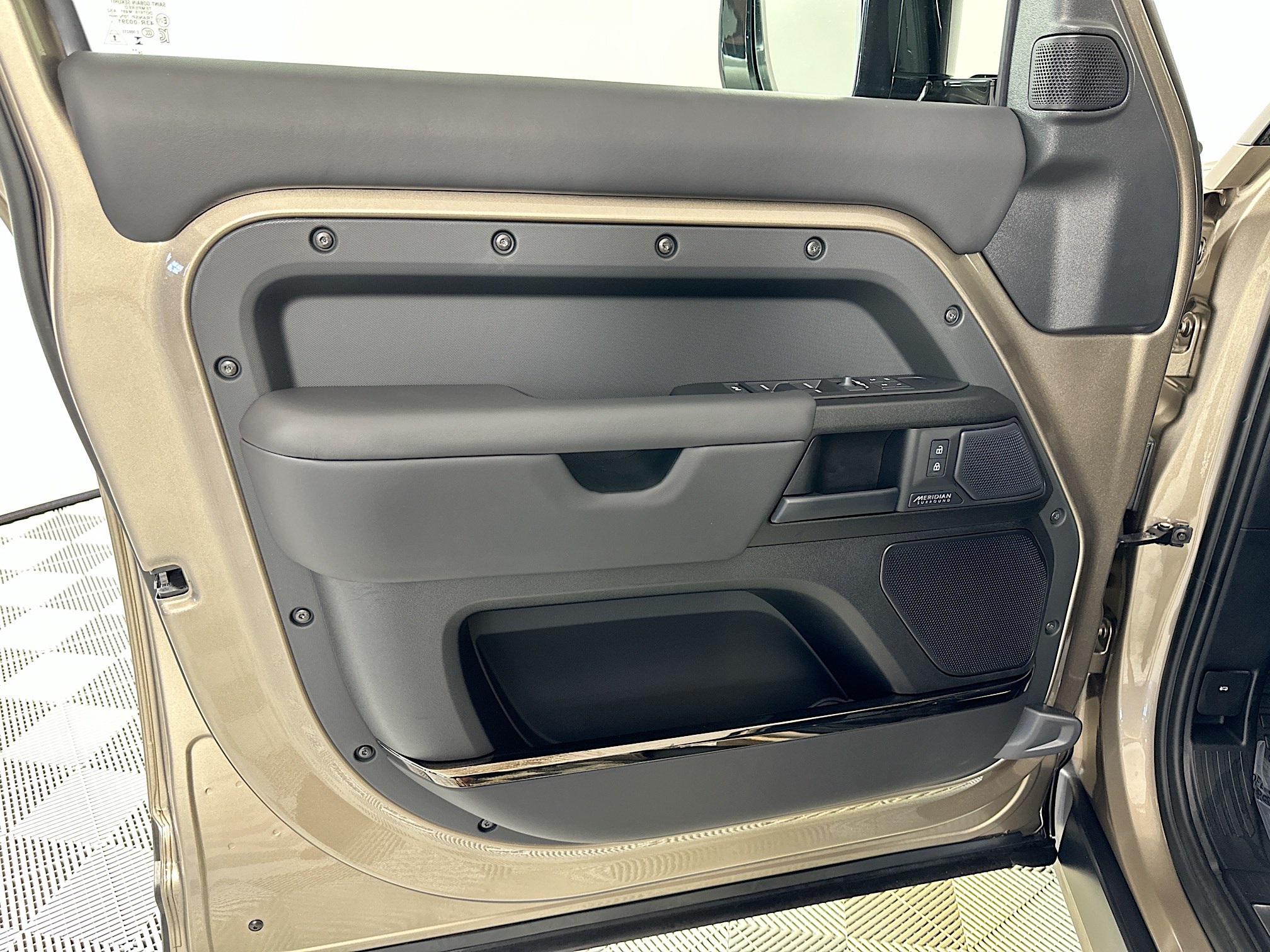 used 2025 Land Rover Defender 110 car, priced at $174,995