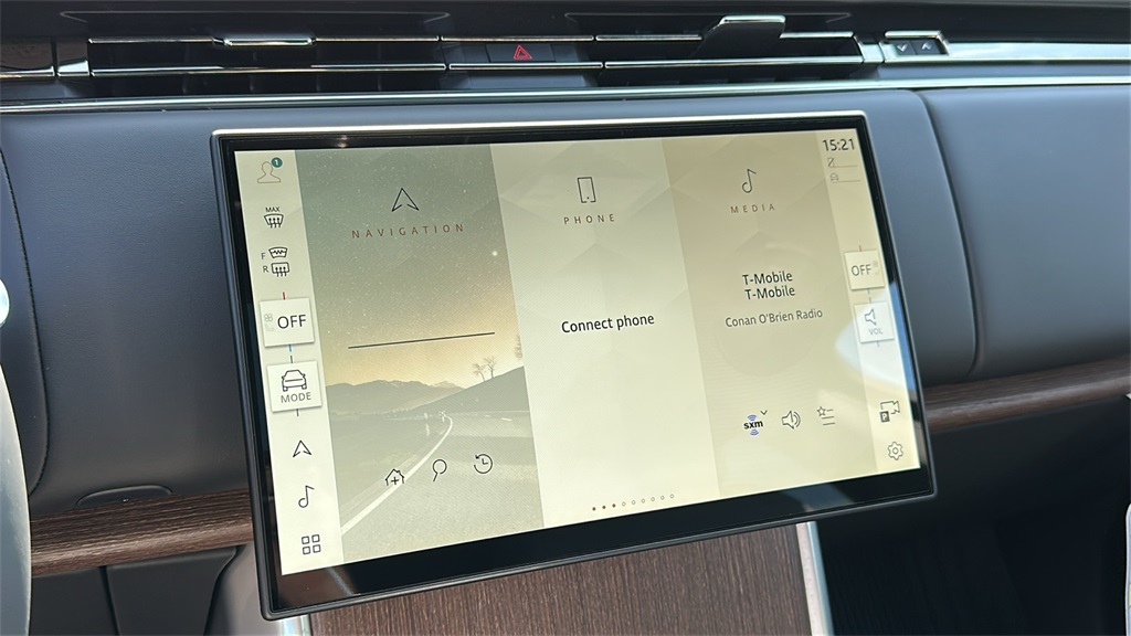 new 2025 Land Rover Range Rover car, priced at $118,105