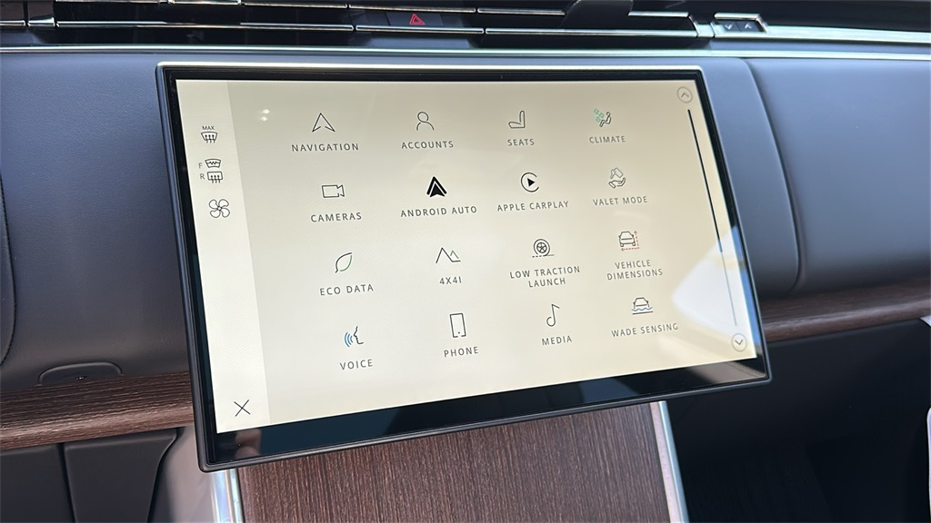 new 2025 Land Rover Range Rover car, priced at $118,105