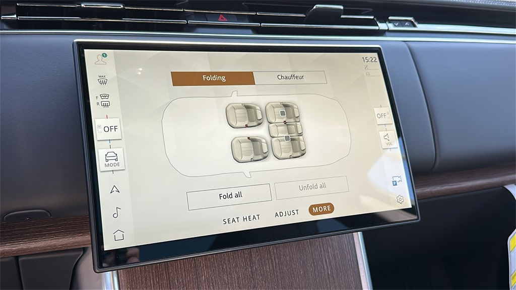 new 2025 Land Rover Range Rover car, priced at $118,105