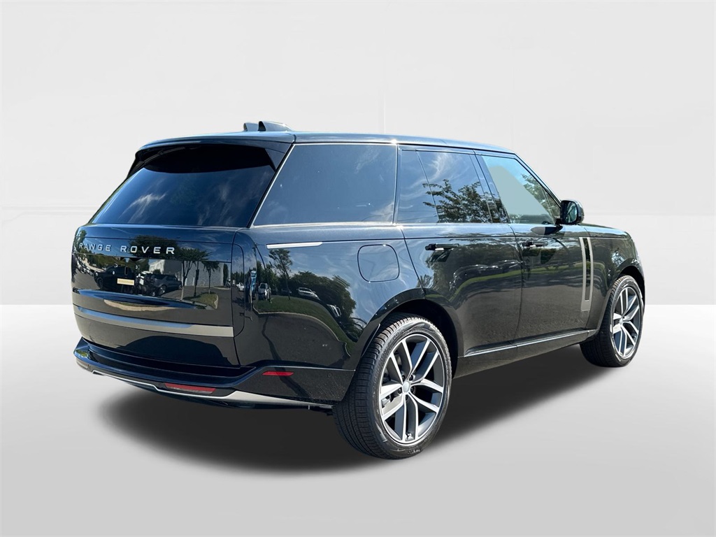 new 2025 Land Rover Range Rover car, priced at $118,105