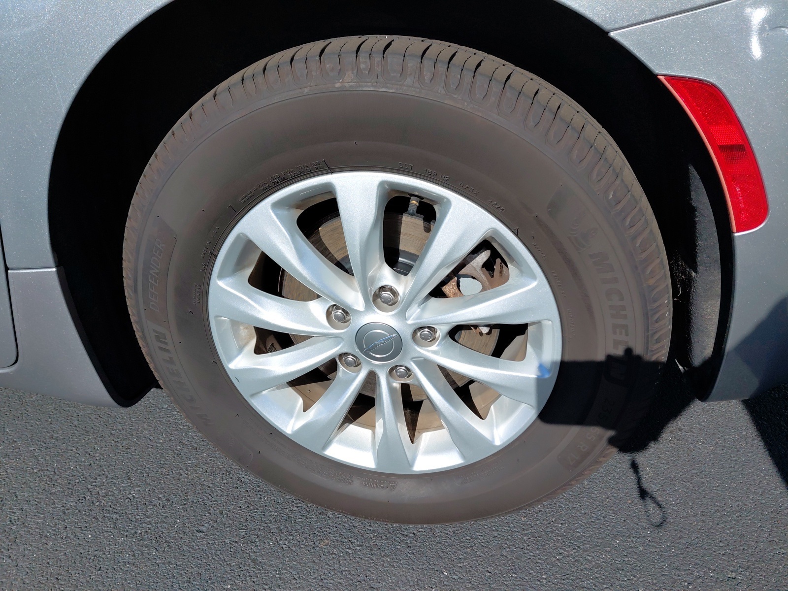 used 2018 Chrysler Pacifica car, priced at $16,789