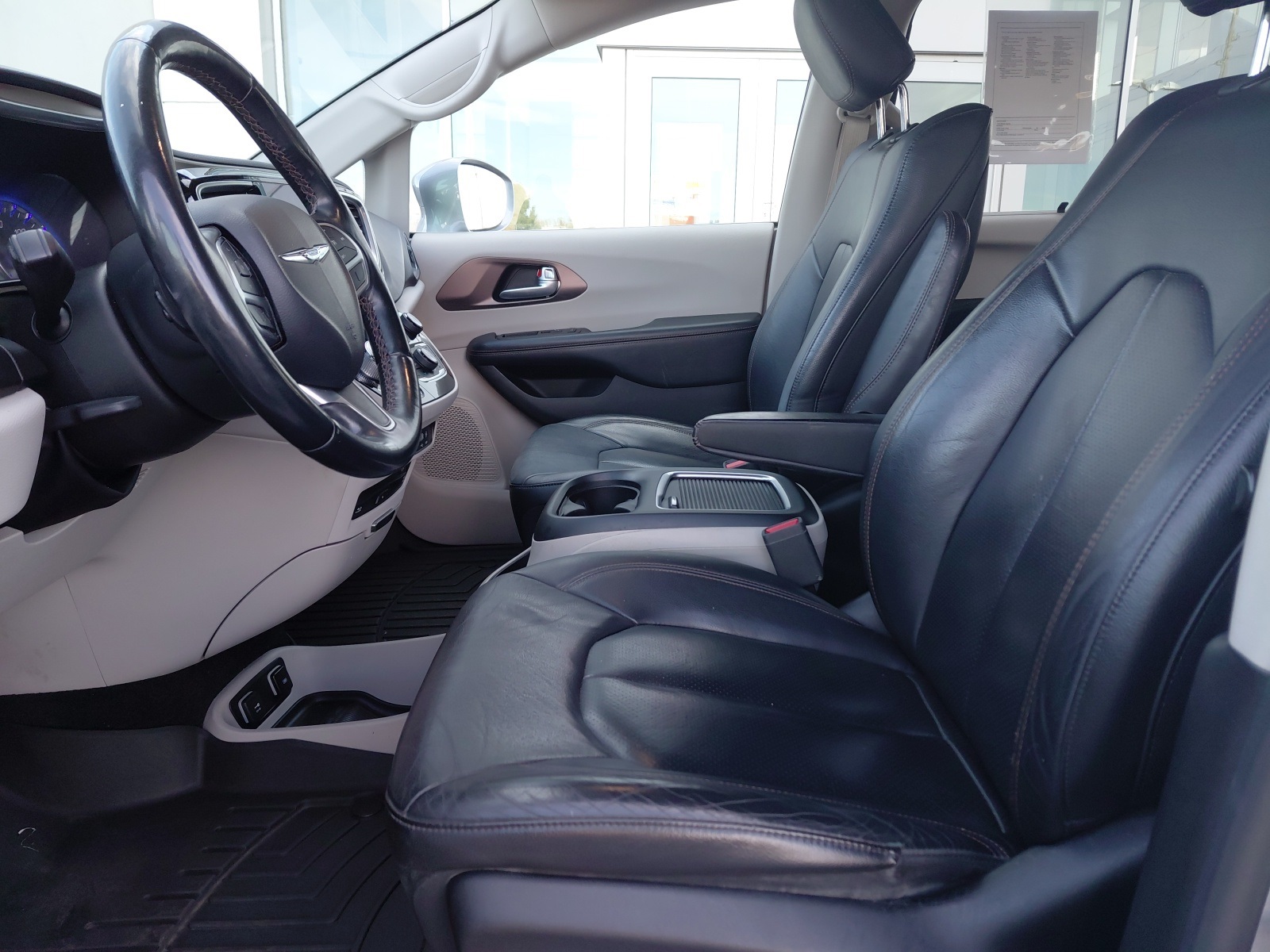 used 2018 Chrysler Pacifica car, priced at $16,789