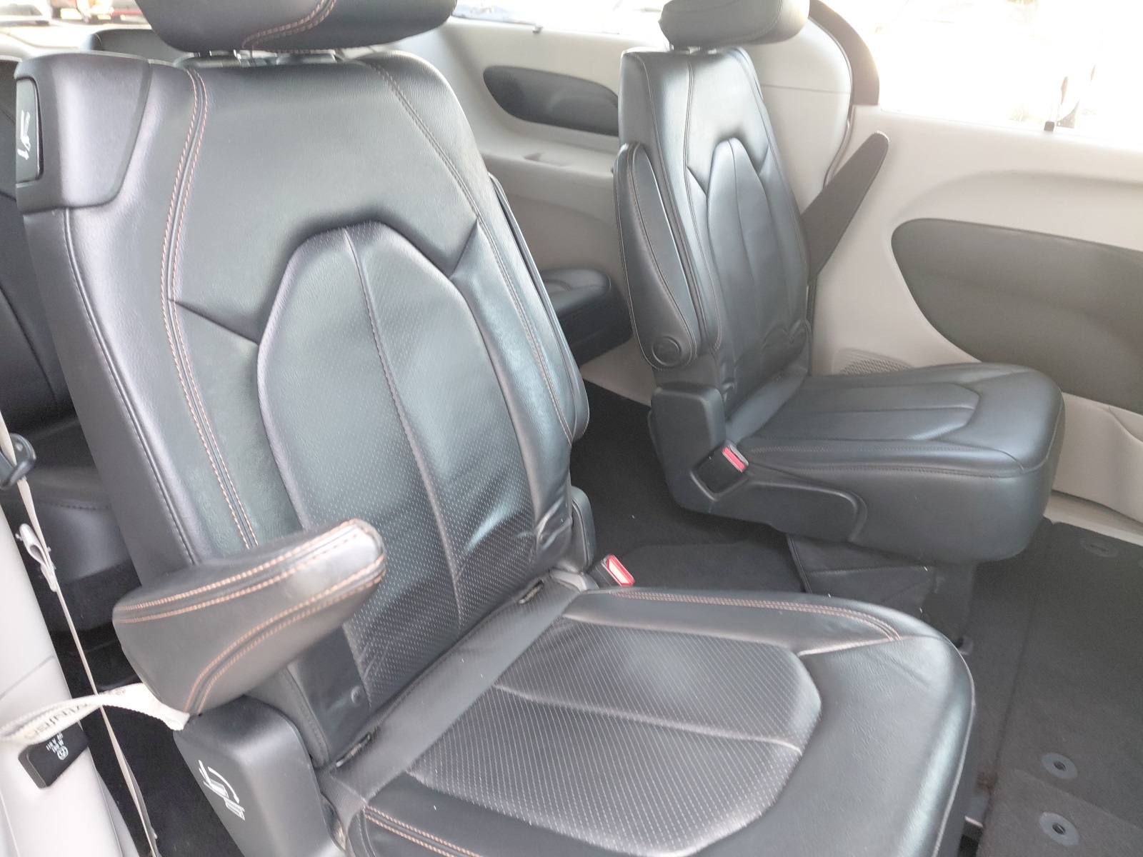 used 2018 Chrysler Pacifica car, priced at $16,789