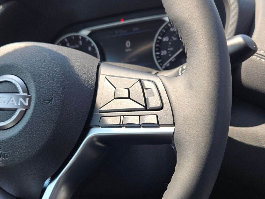 new 2025 Nissan Sentra car, priced at $25,335