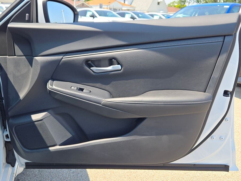 new 2025 Nissan Sentra car, priced at $25,335