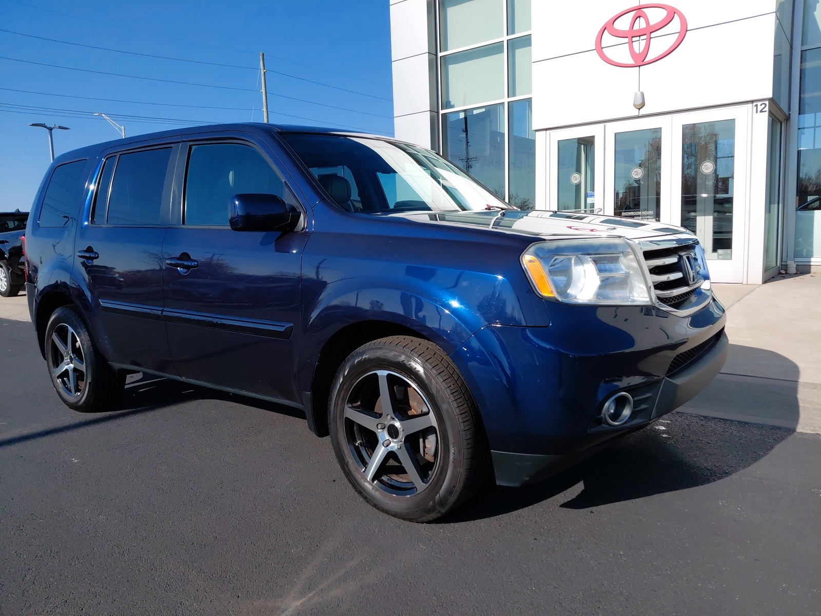 used 2013 Honda Pilot car, priced at $9,547