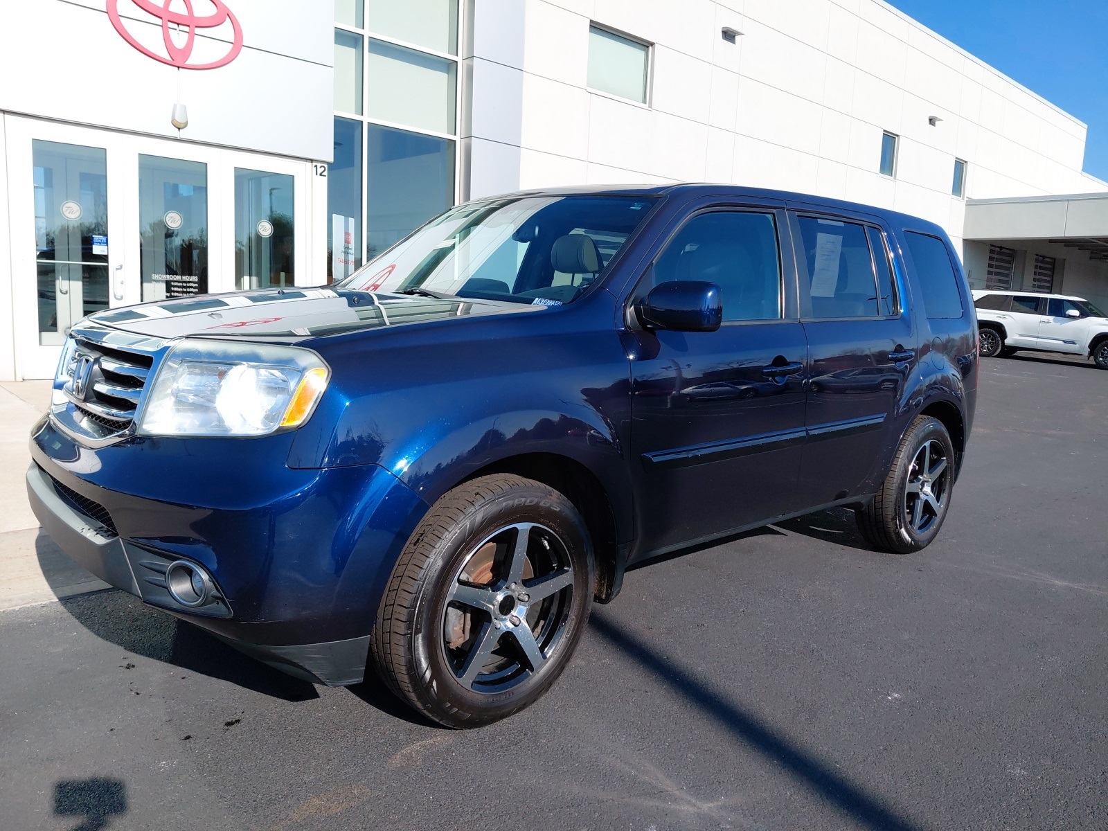 used 2013 Honda Pilot car, priced at $9,547