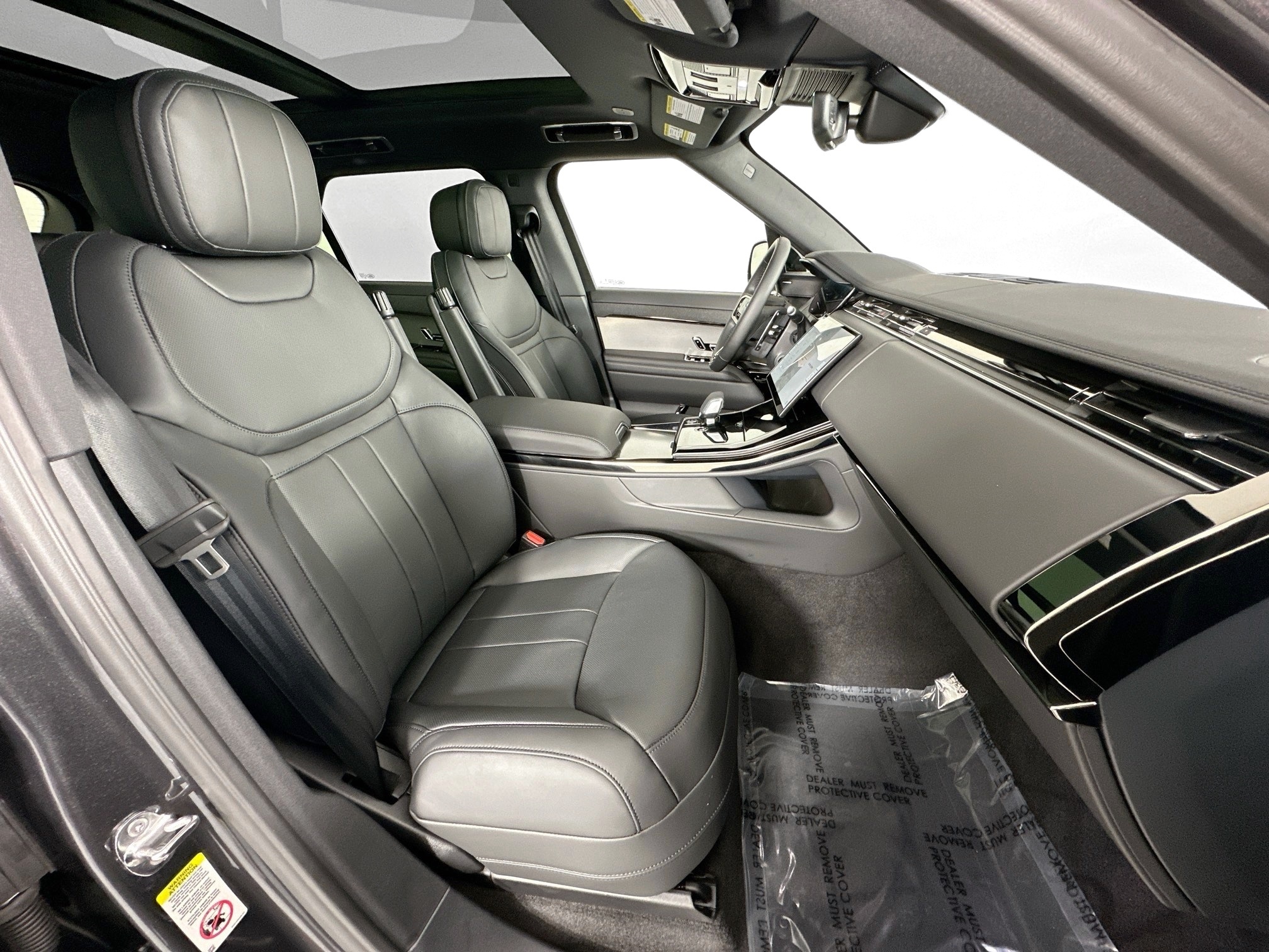 new 2025 Land Rover Range Rover Sport car, priced at $184,025