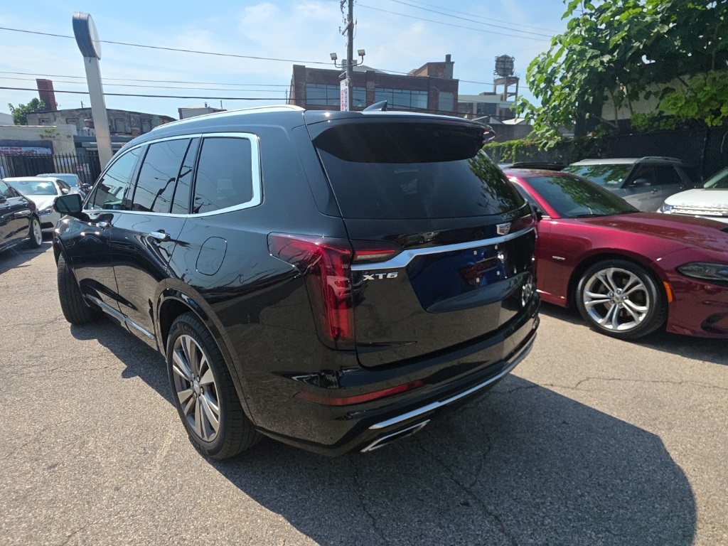 used 2021 Cadillac XT6 car, priced at $23,895