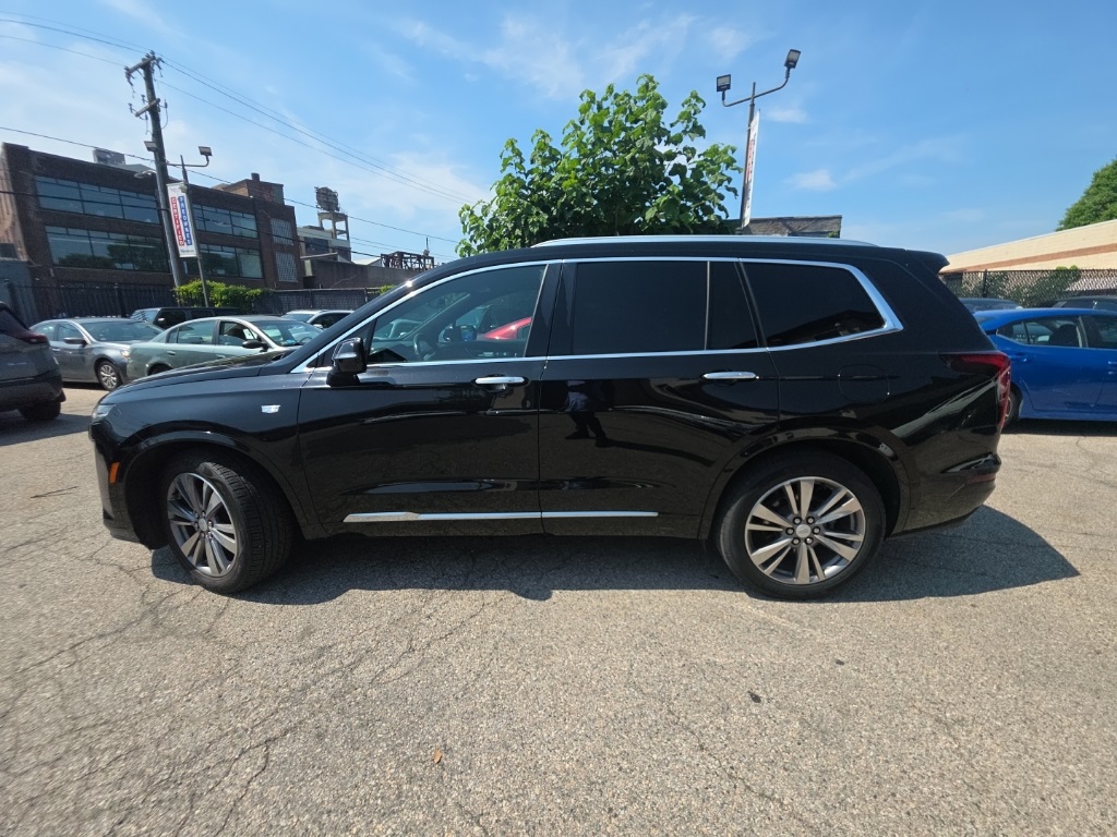 used 2021 Cadillac XT6 car, priced at $23,895
