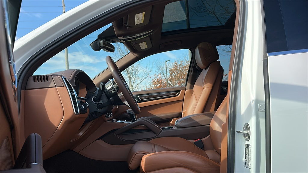 used 2023 Porsche Cayenne car, priced at $61,873