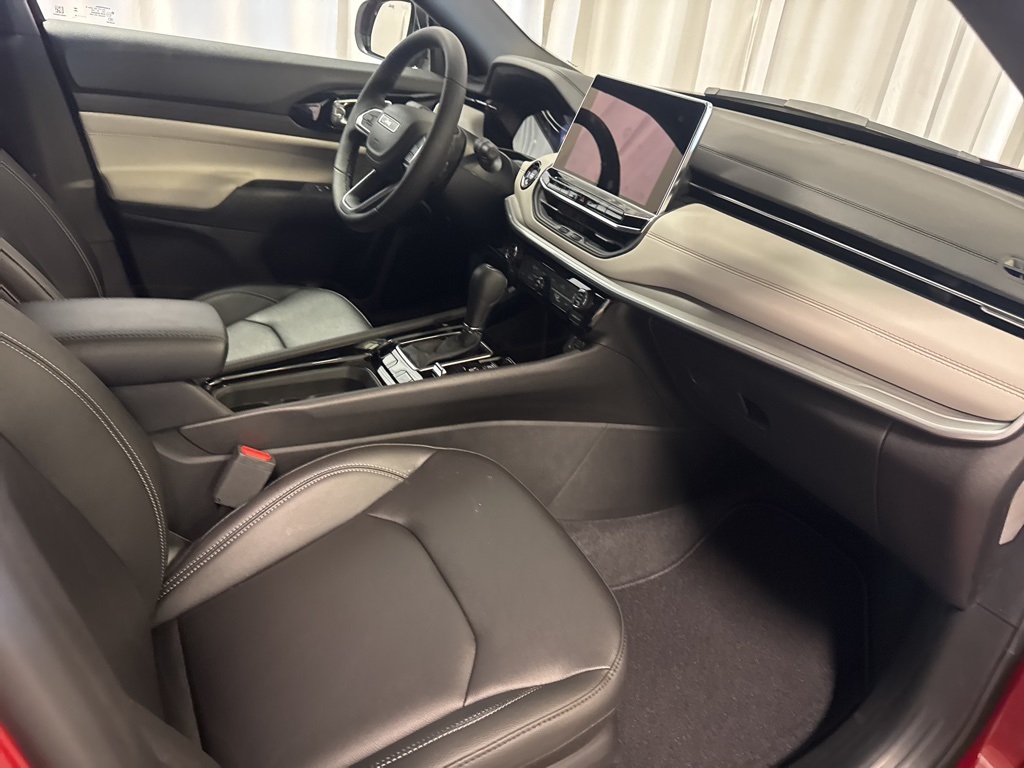 new 2025 Jeep Compass car, priced at $32,726
