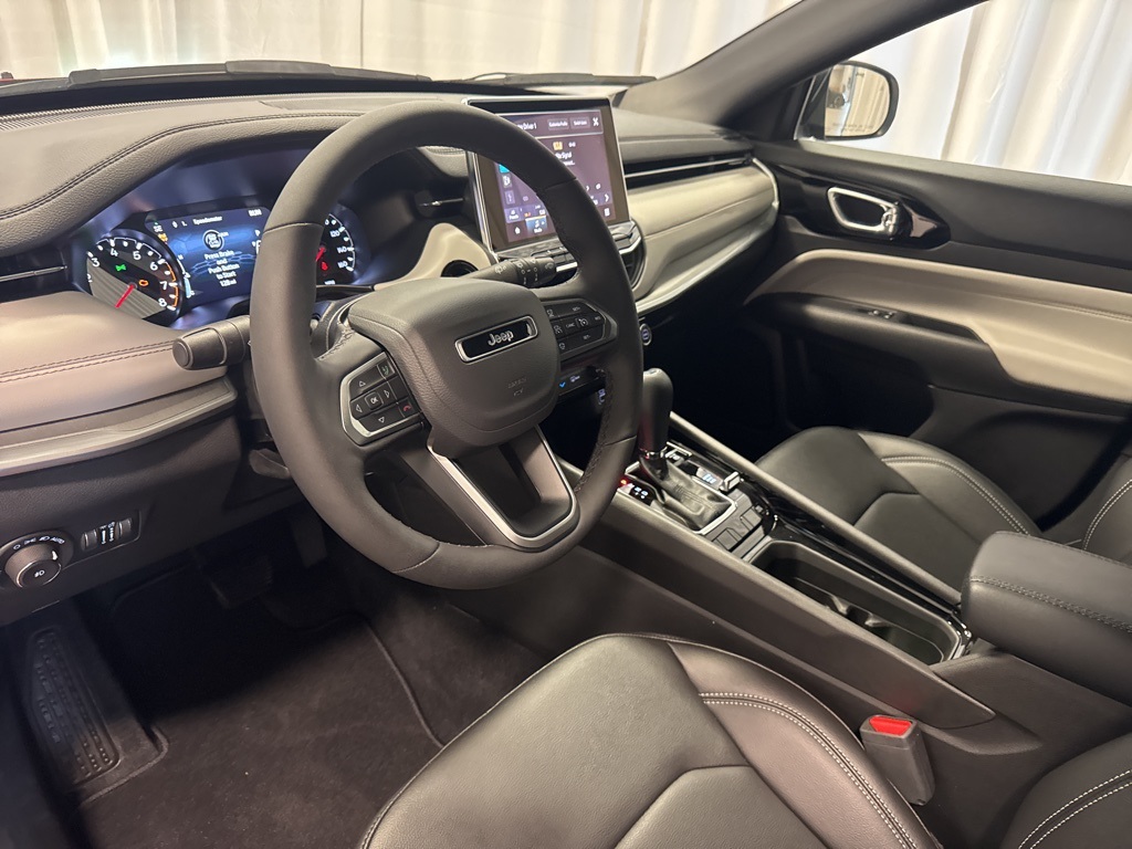 new 2025 Jeep Compass car, priced at $32,726
