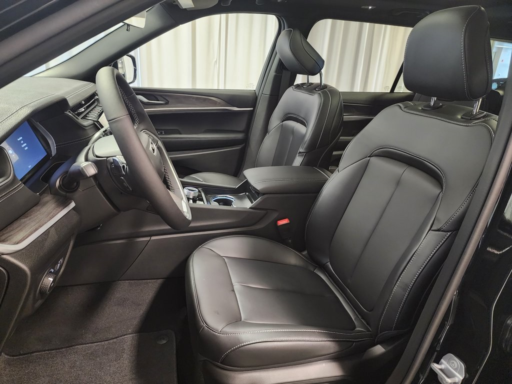 new 2025 Jeep Grand Cherokee L car, priced at $53,330