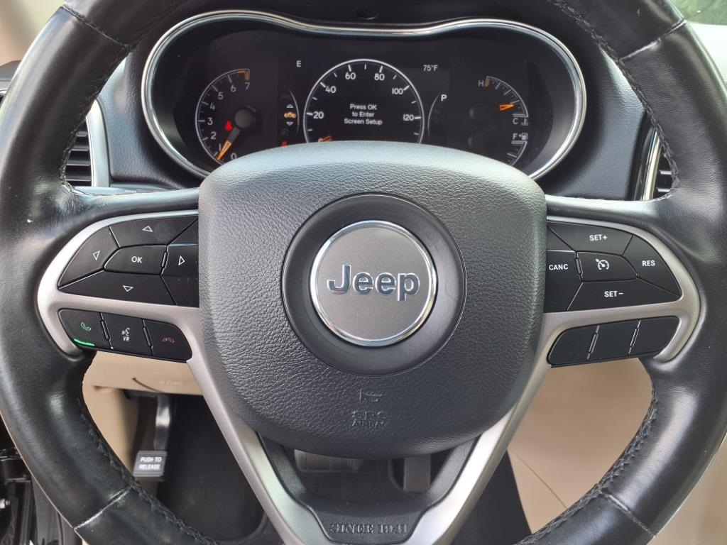 used 2019 Jeep Grand Cherokee car, priced at $17,900