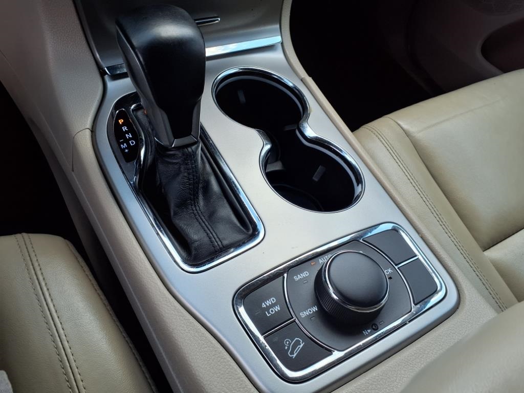 used 2019 Jeep Grand Cherokee car, priced at $17,900