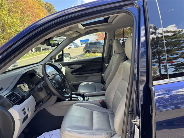 used 2019 Honda Ridgeline car, priced at $23,262