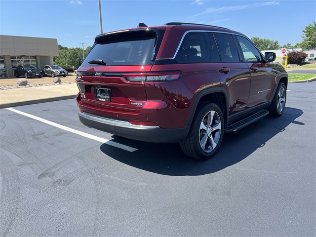 used 2024 Jeep Grand Cherokee car, priced at $38,930