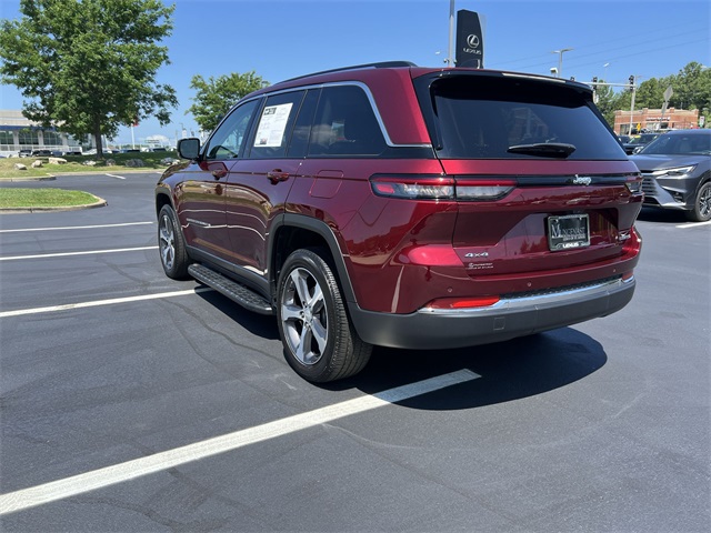 used 2024 Jeep Grand Cherokee car, priced at $38,930