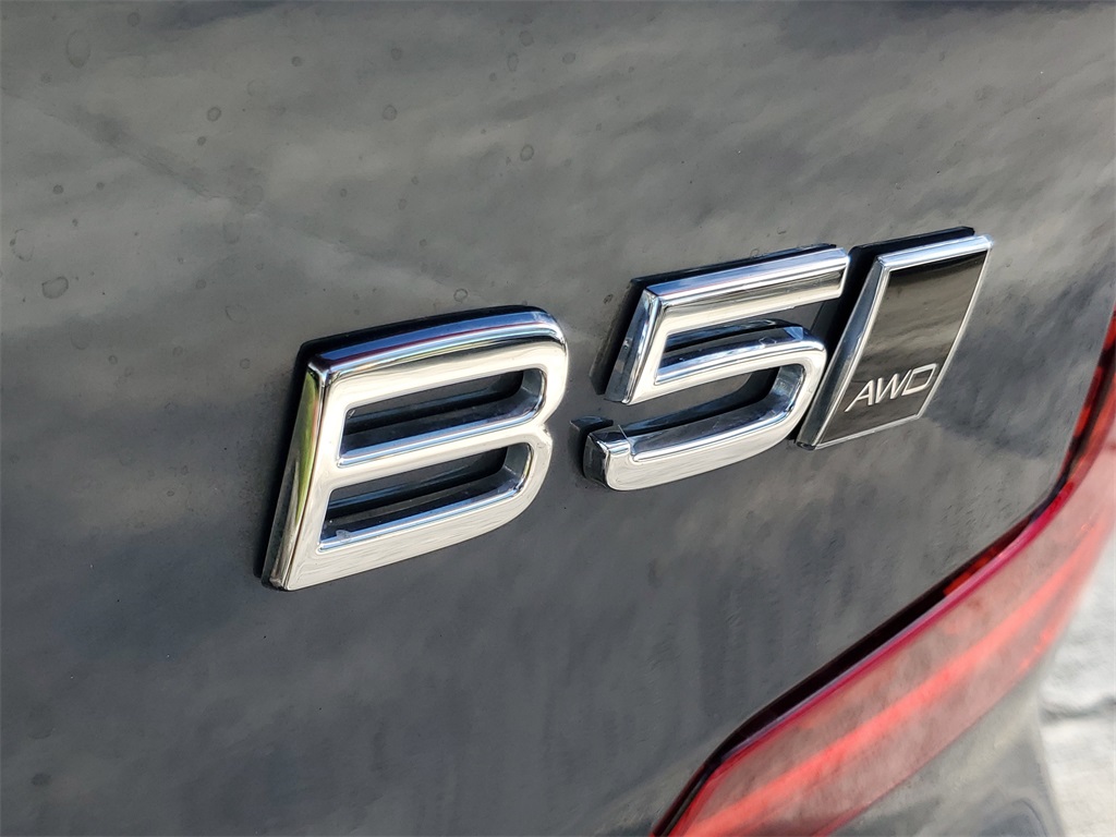 used 2023 Volvo S60 car, priced at $26,995