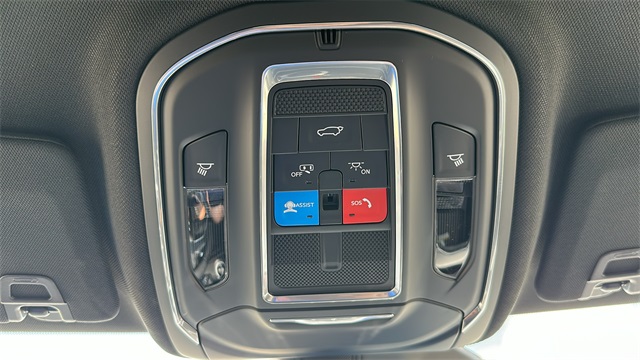 new 2025 Jeep Grand Cherokee car, priced at $42,179