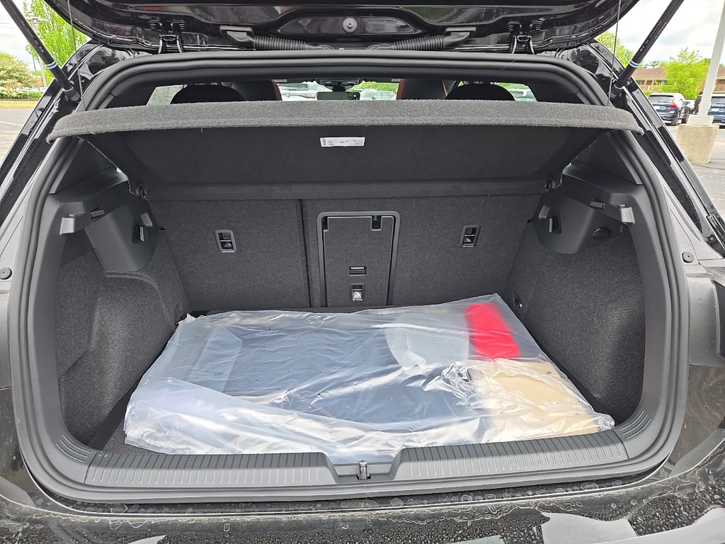 new 2025 Volkswagen Golf GTI car, priced at $39,243