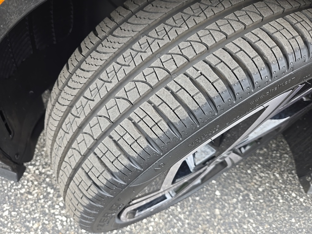 new 2025 Volkswagen Golf GTI car, priced at $39,243