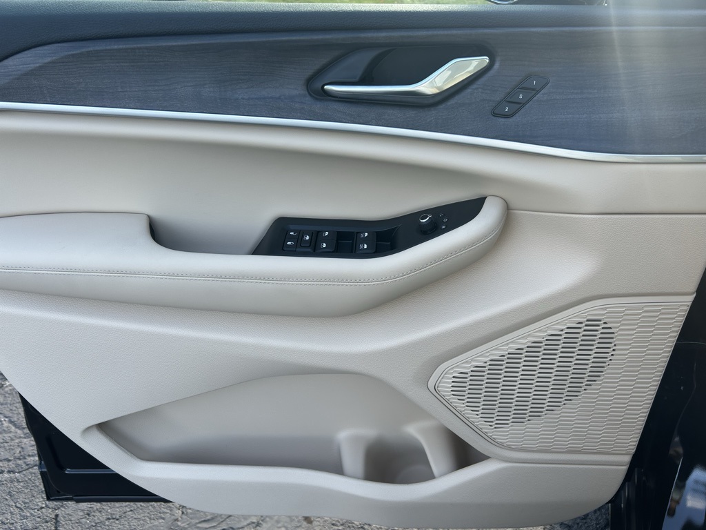 new 2025 Jeep Grand Cherokee car, priced at $50,485