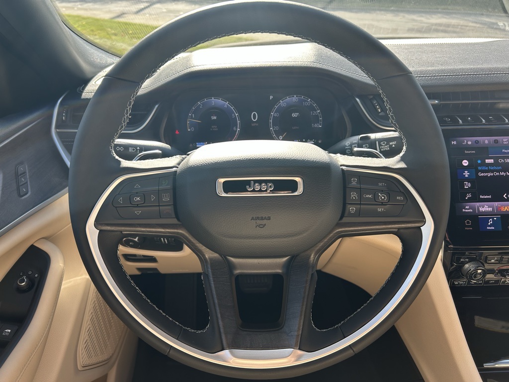 new 2025 Jeep Grand Cherokee car, priced at $50,485