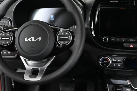 new 2025 Kia Soul car, priced at $25,702