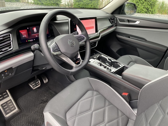 used 2024 Volkswagen Atlas car, priced at $36,924