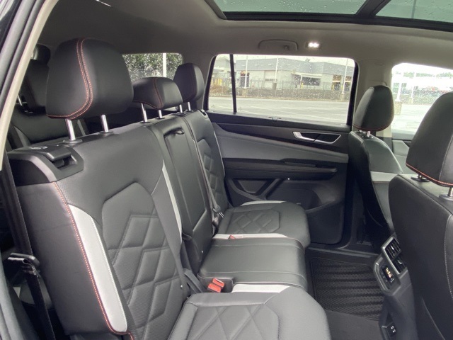 used 2024 Volkswagen Atlas car, priced at $36,924