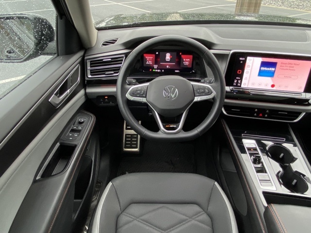 used 2024 Volkswagen Atlas car, priced at $36,924