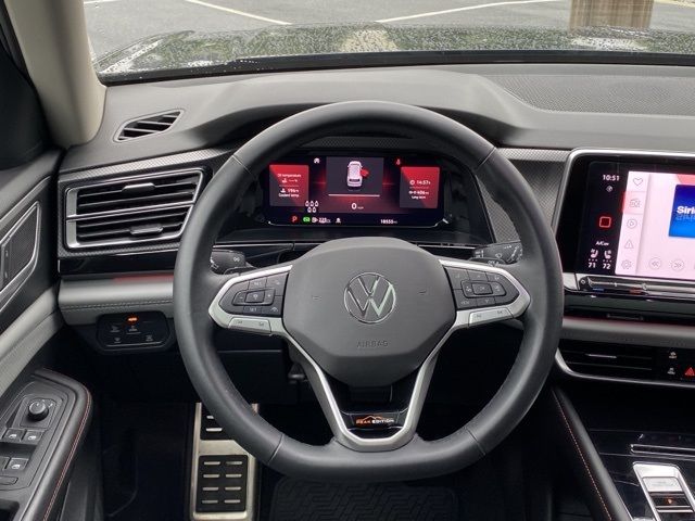 used 2024 Volkswagen Atlas car, priced at $36,924