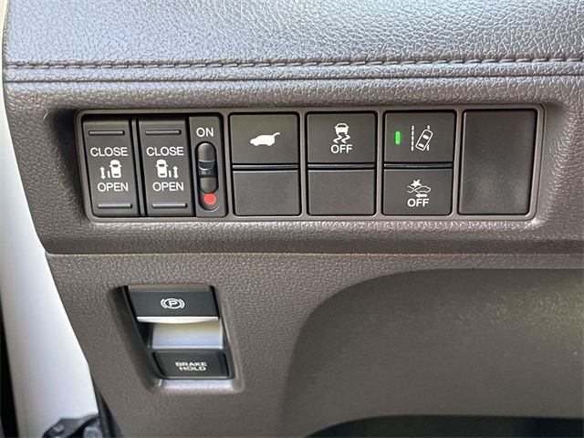 used 2018 Honda Odyssey car, priced at $18,412