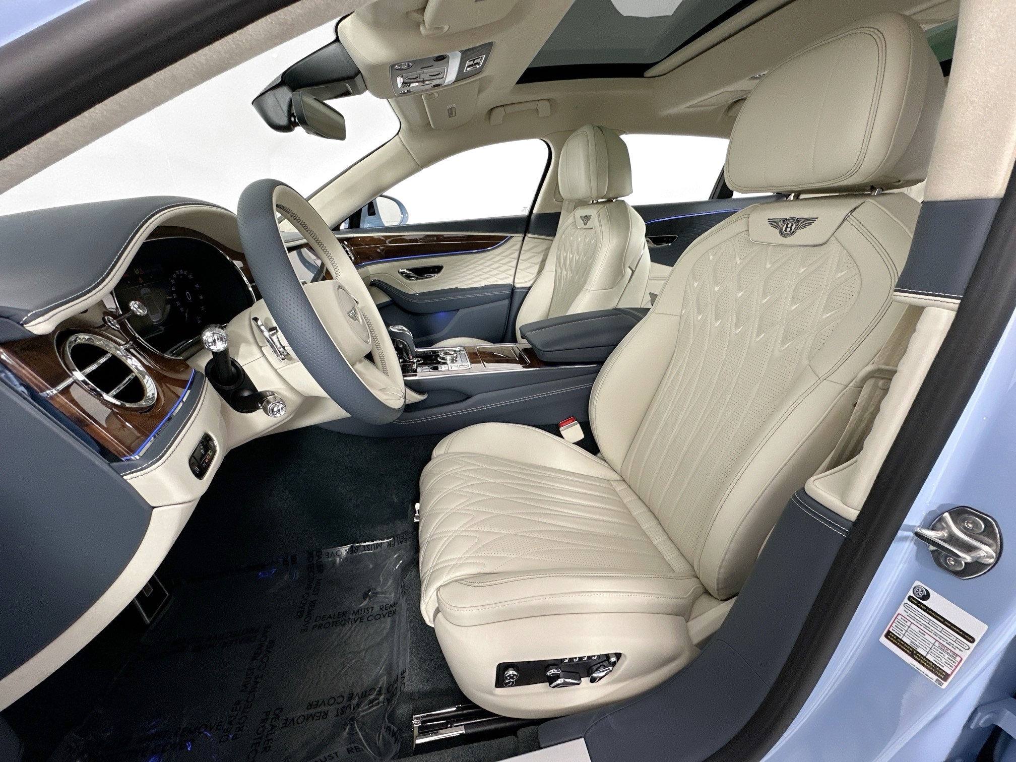 new 2026 Bentley Flying Spur car
