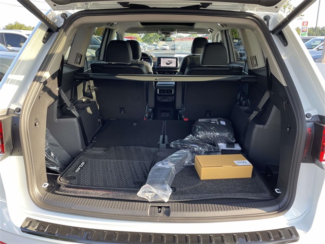 new 2026 Volkswagen Atlas car, priced at $58,804