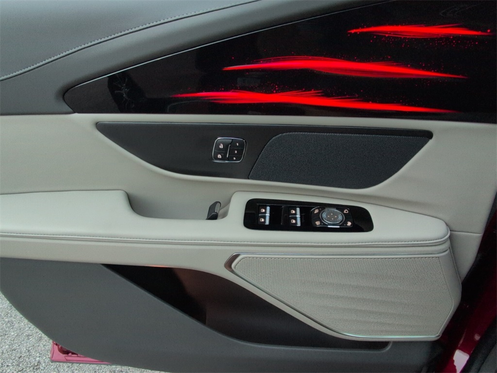 new 2025 Lincoln Nautilus car, priced at $55,954