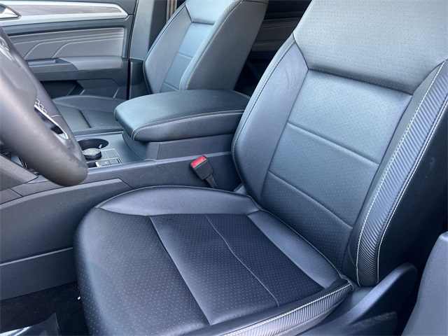 used 2021 Volkswagen Atlas Cross Sport car, priced at $23,911