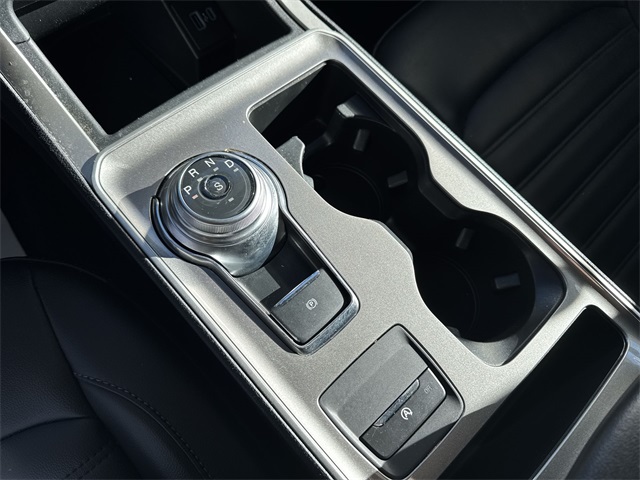 used 2024 Ford Edge car, priced at $23,000