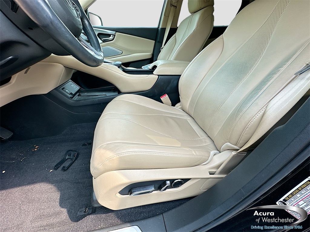 used 2023 Acura RDX car, priced at $37,499