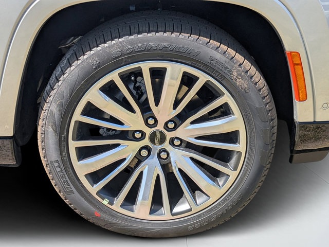 new 2025 Jeep Grand Wagoneer car, priced at $77,640