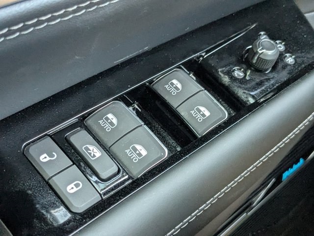 new 2025 Jeep Grand Wagoneer car, priced at $77,640