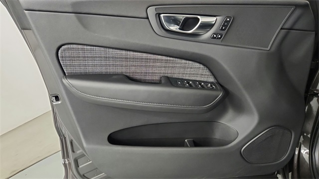 used 2025 Volvo XC60 car, priced at $46,997